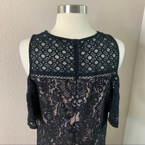 LOFT Lace Cold Shoulder Crew Neckline Dress Size 4 - Picture 6 of 14